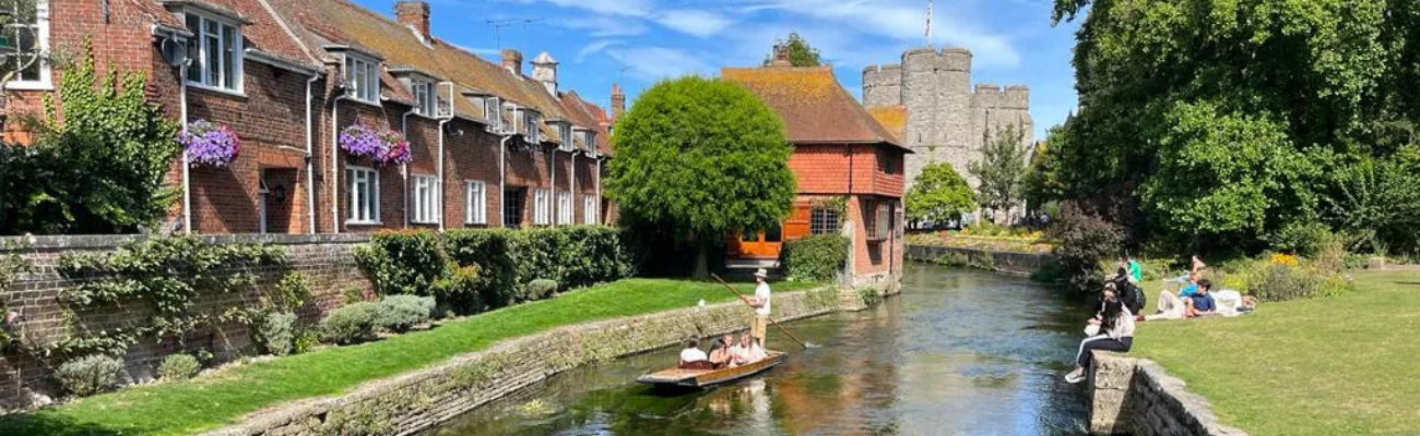 England Day Tour: Leeds Castle, Canterbury, Dover & Greenwich