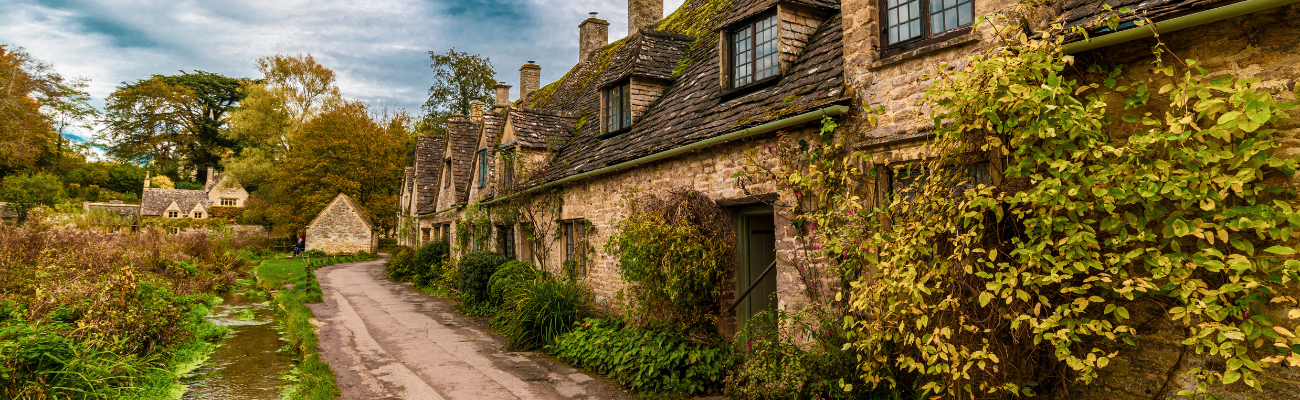 Small Group Tour: Highclere Castle, Cotswolds & Downton Abbey Sites