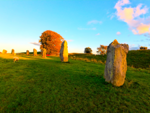 Stonehenge, Glastonbury & Avebury Small Group Day Tour