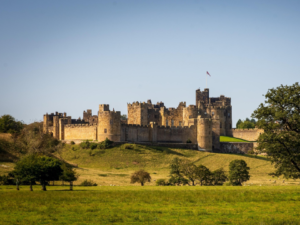 Alnwick Castle & Bamburgh Day Tour